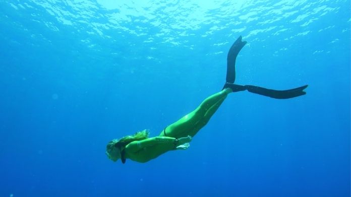 Campeona del mundo de apnea en el mar